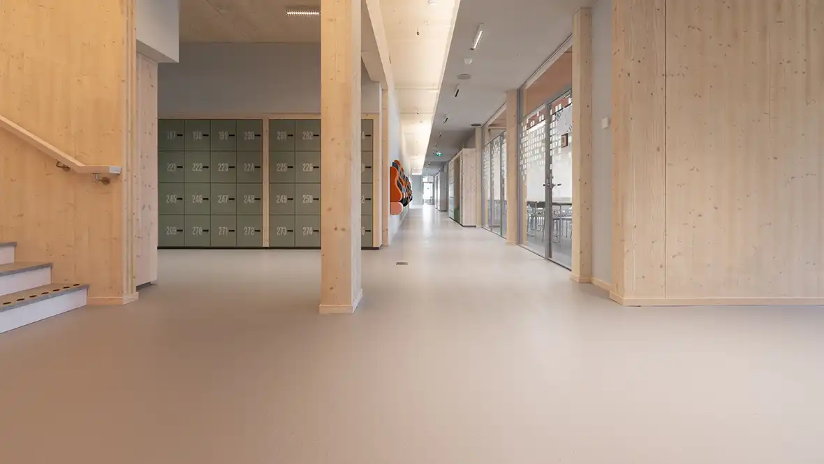 Rae State secondary school_Estonia_Marmoleum Solid_RGB