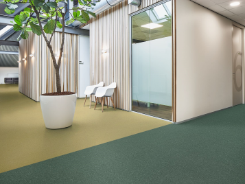 Sphera Element homogeneous vinyl flooring installed in a hospital lounge area