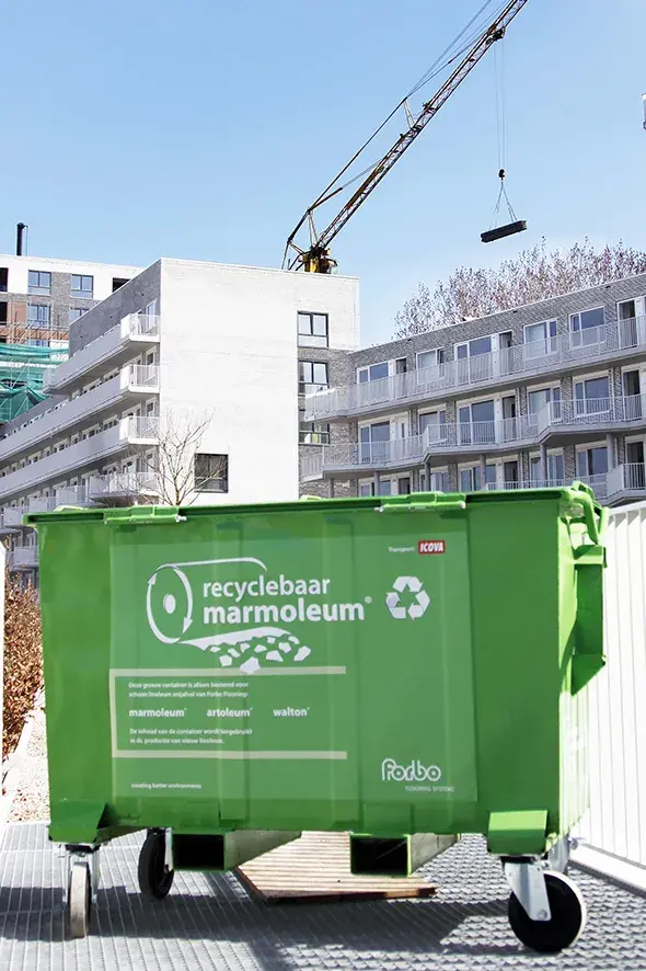 Contenedor de reciclaje