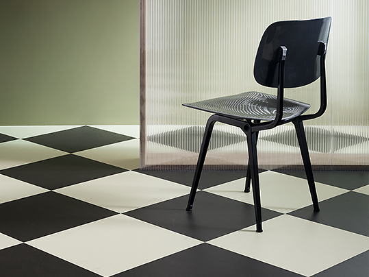 Natural linoleum flooring - retro chequered design t3722, t3707 tiles Marmoleum