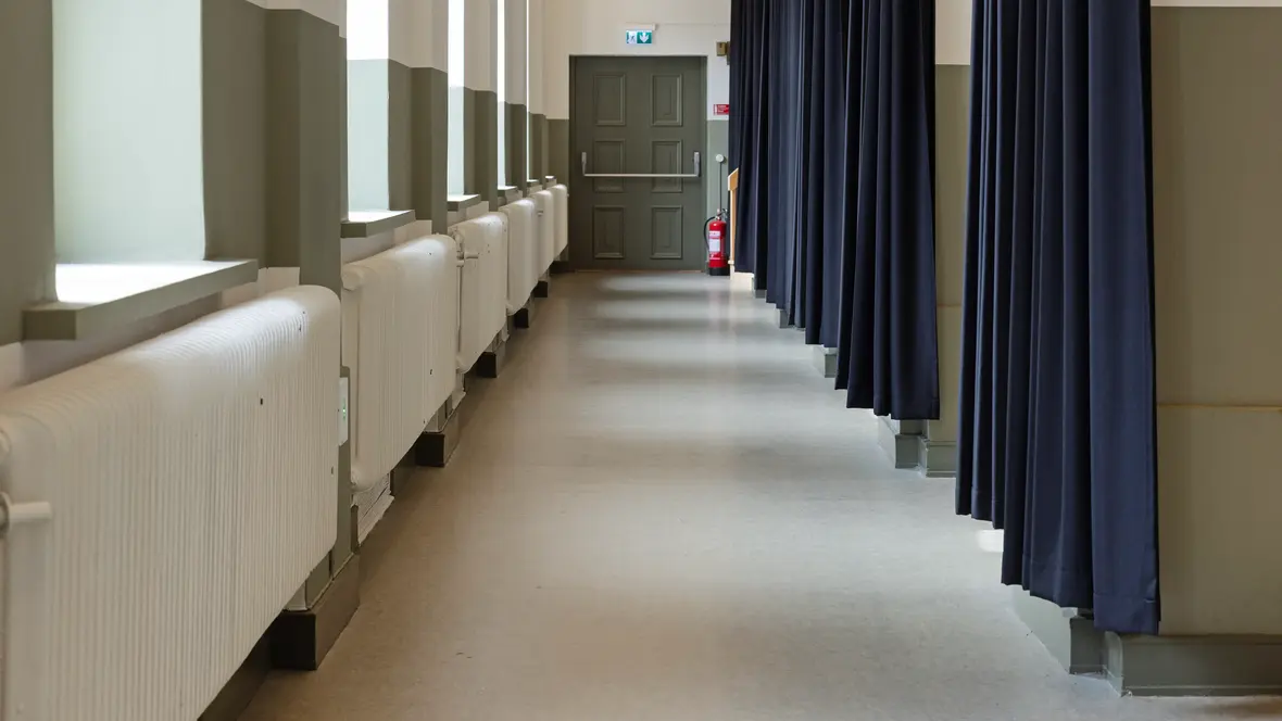 Marmoleum i aula på skola