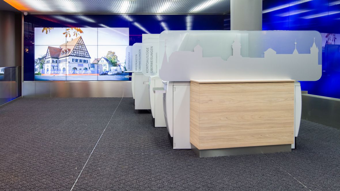 VR Bank Nürnberg Rückansicht Bankautomaten  –  Forbo Coral Classic