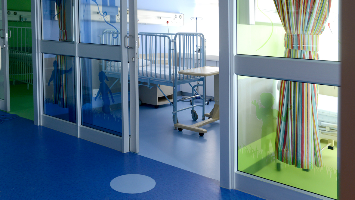 Zuid Afrikaans Hospital blue & green Sarlon | Forbo Flooring Systems