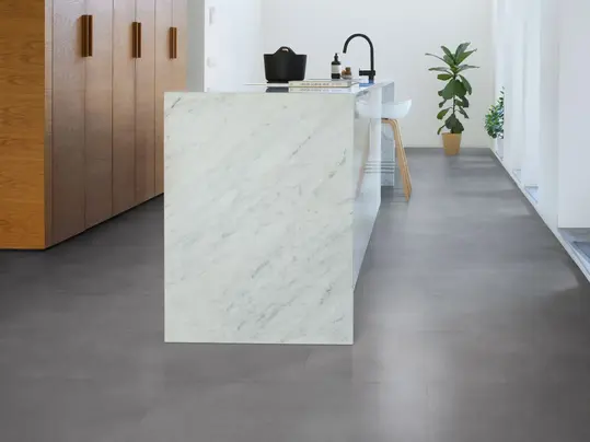 Revêtement de sol LVT Recouvrement béton | Forbo Flooring Systems