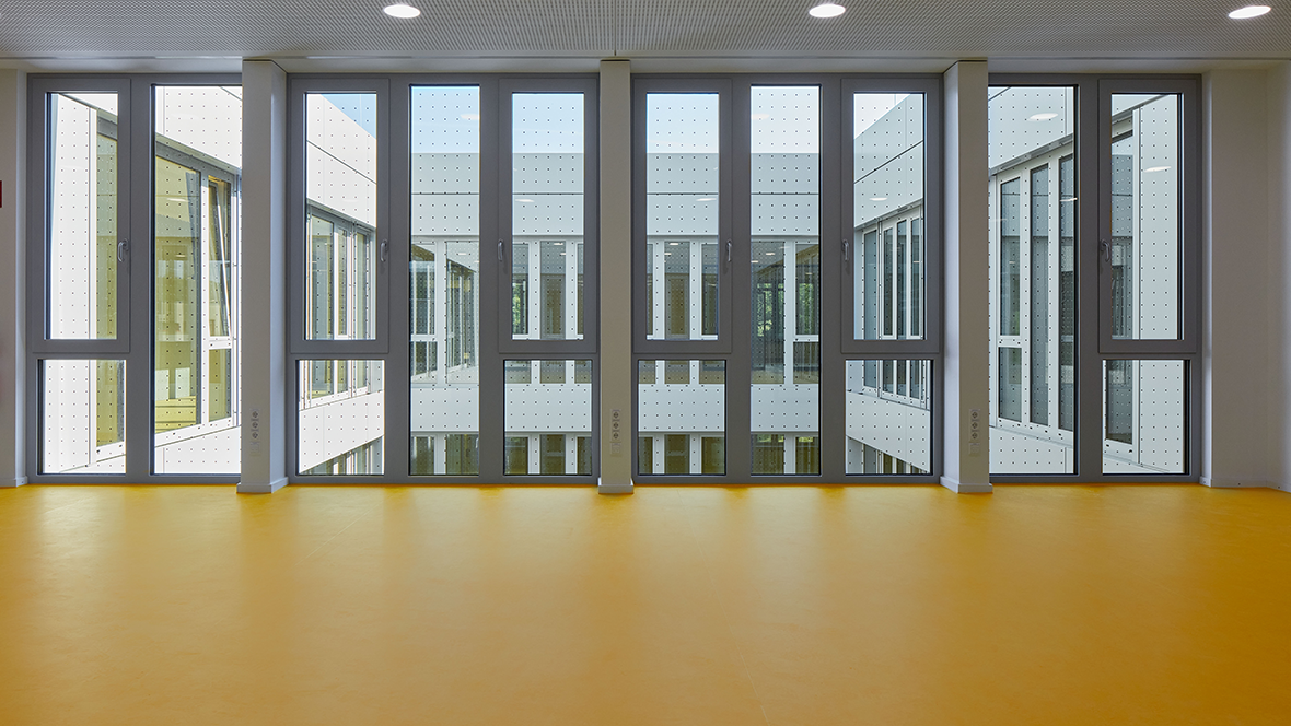 Forbo_Gesamtschule Wasseramselweg Köln_Manos Meisen