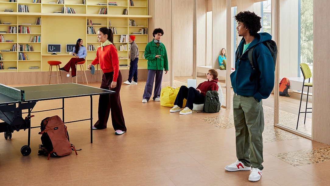 Allura Decibel - 9563 peach twill | 9243 terra terrazzo | 5534 amber serene oak