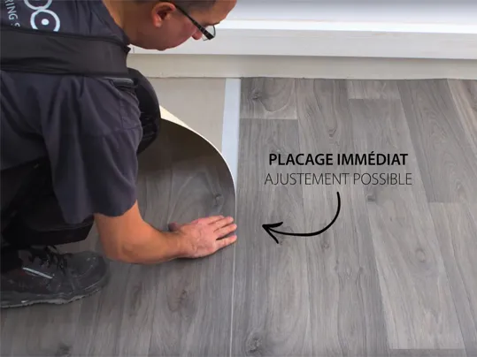 Poser un sol PVC en pose non collée Modul'up | Forbo Flooring Systems