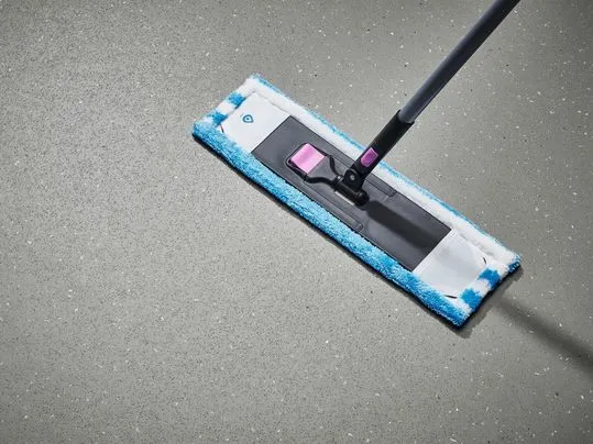 Revêtement de sol Entretien et nettoyage | Forbo Flooring Systems
