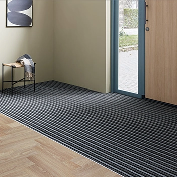 Coral entrance flooring 