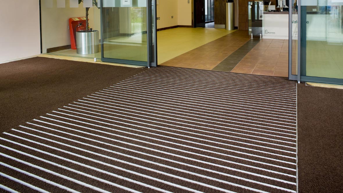 Nuway Grid вхідна система | Forbo Flooring Systems