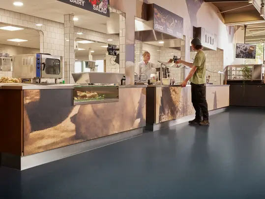 Revêtement de sol résistant PVC Compact | Forbo Flooring Systems