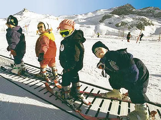 Skiing Conveyor Belts