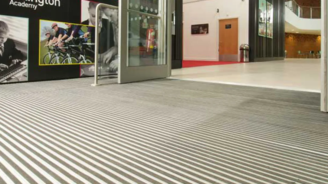 Revêtement de sol | Nuway tapis de propreté | Forbo Flooring Systems