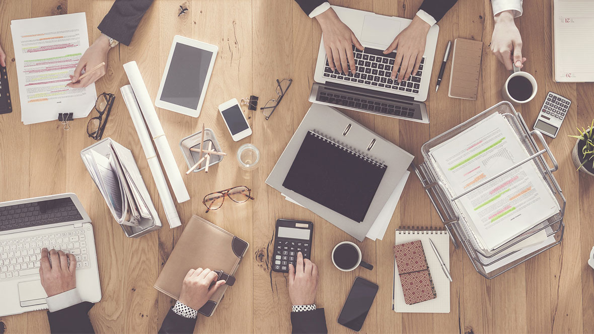 Planen und beraten - im Büro oder digital. Planen und beraten - im Büro oder digital.