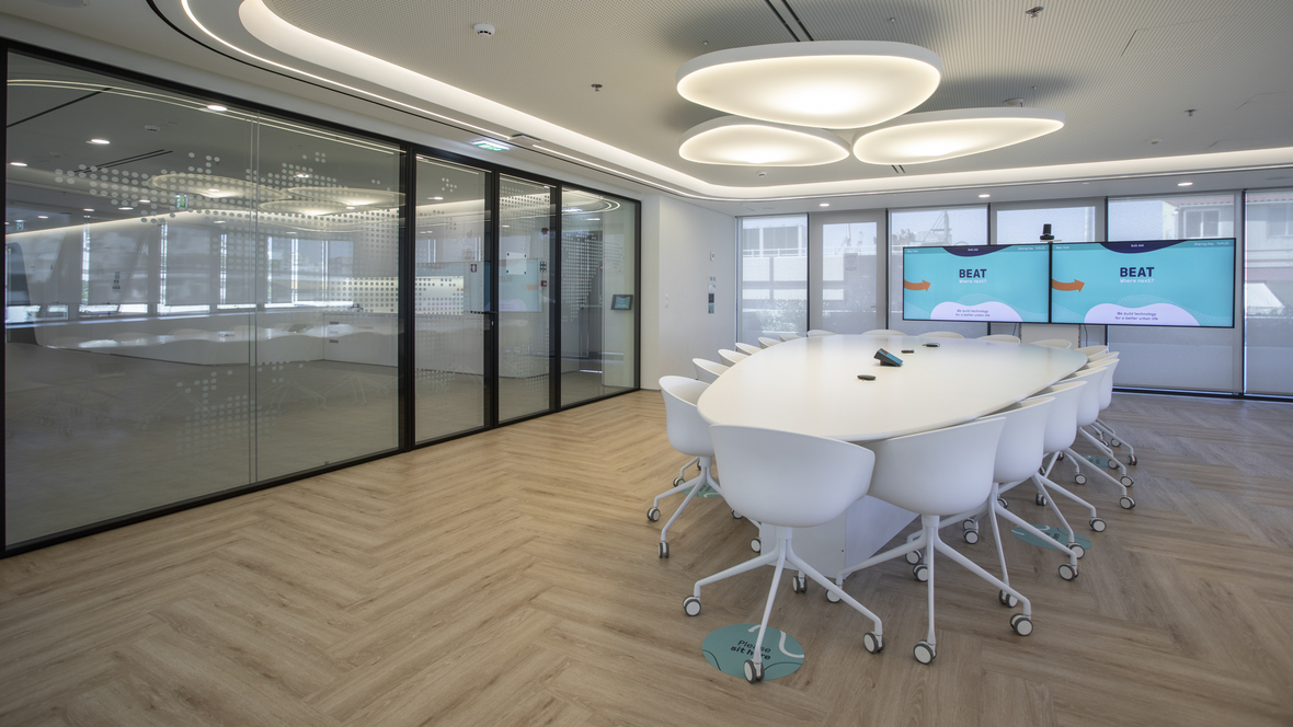 Orbit meeting room | Forbo Flooring Systems