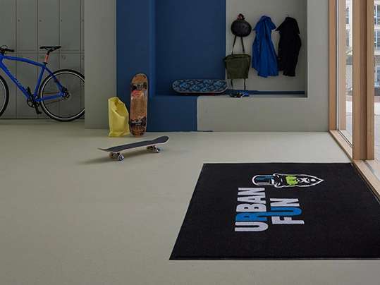 cut insert Coral Logo mat