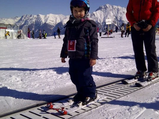 Skiing Conveyor Belts