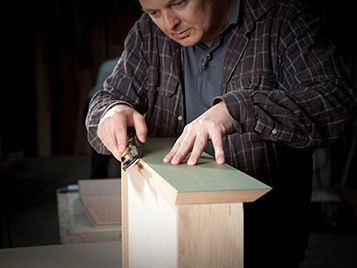 Furniture Linoleum_craftmanship_finishing