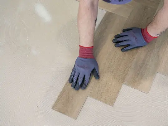 LVT 1