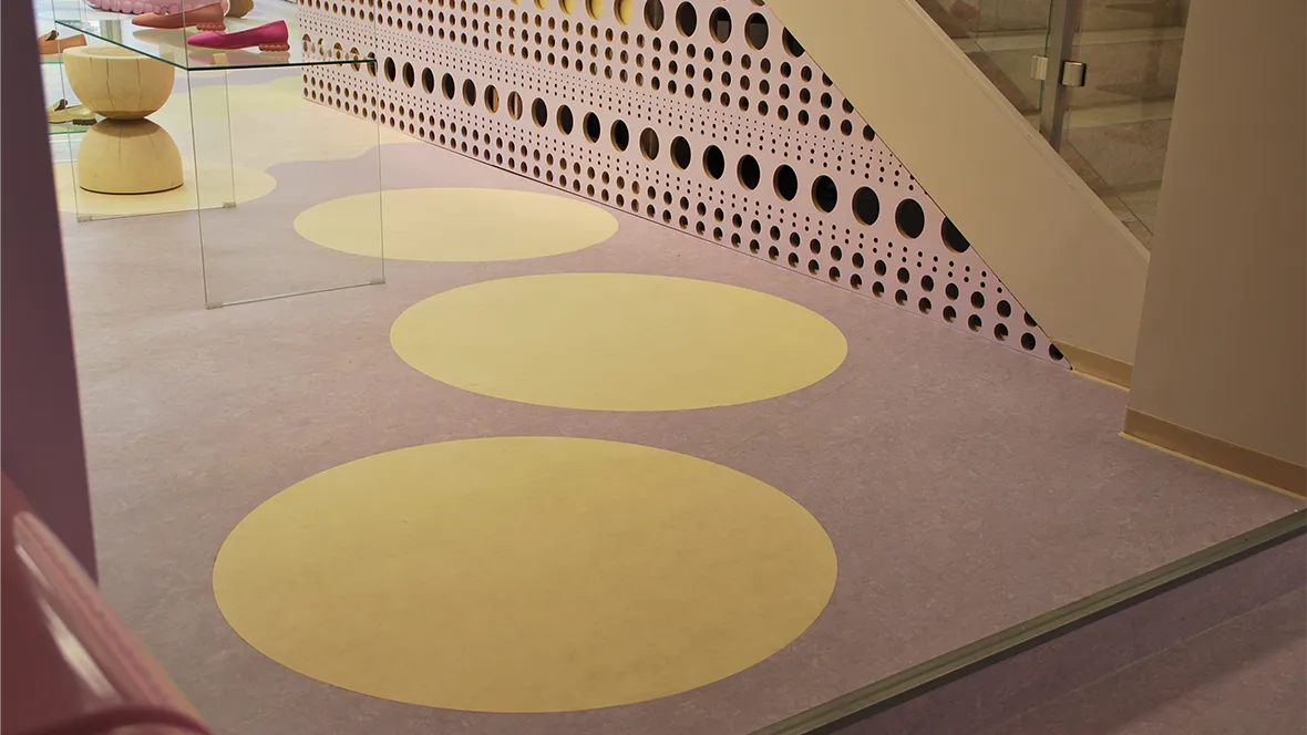 MINNA MINNA Flagship store