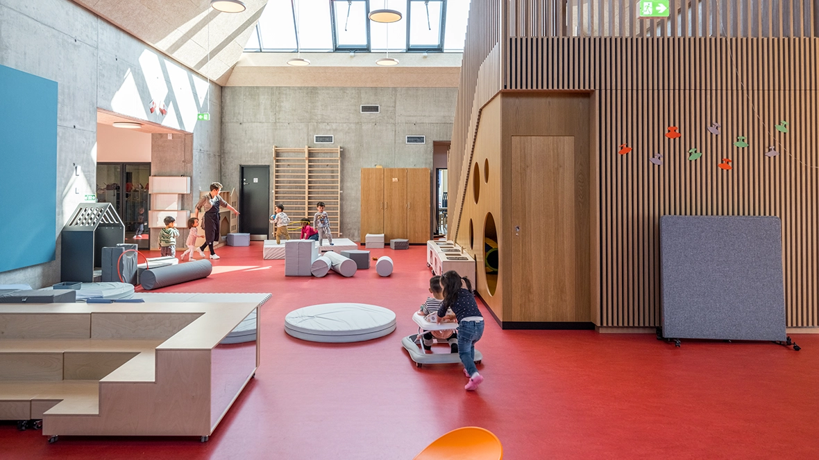 Nuuk Kindergarten at school