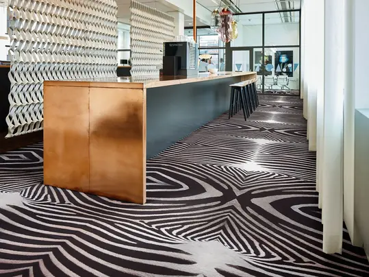 Revêtement de sol personnalisation et design sur mesure solutions  | Forbo Flooring Systems