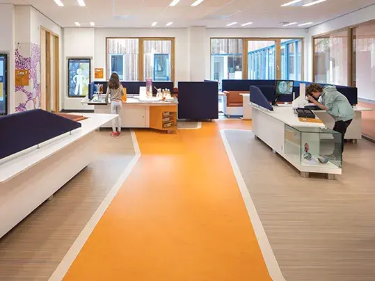 Prinses Maxima Centrum for Child Oncology | Ewout Huibers Photography, Design Agency MMEK' | Forbo Flooring Systems
