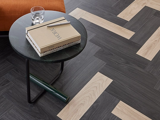 Allura Decibel b+ 5201HAD pale authentic oak & 5239HAD ebony authentic oak