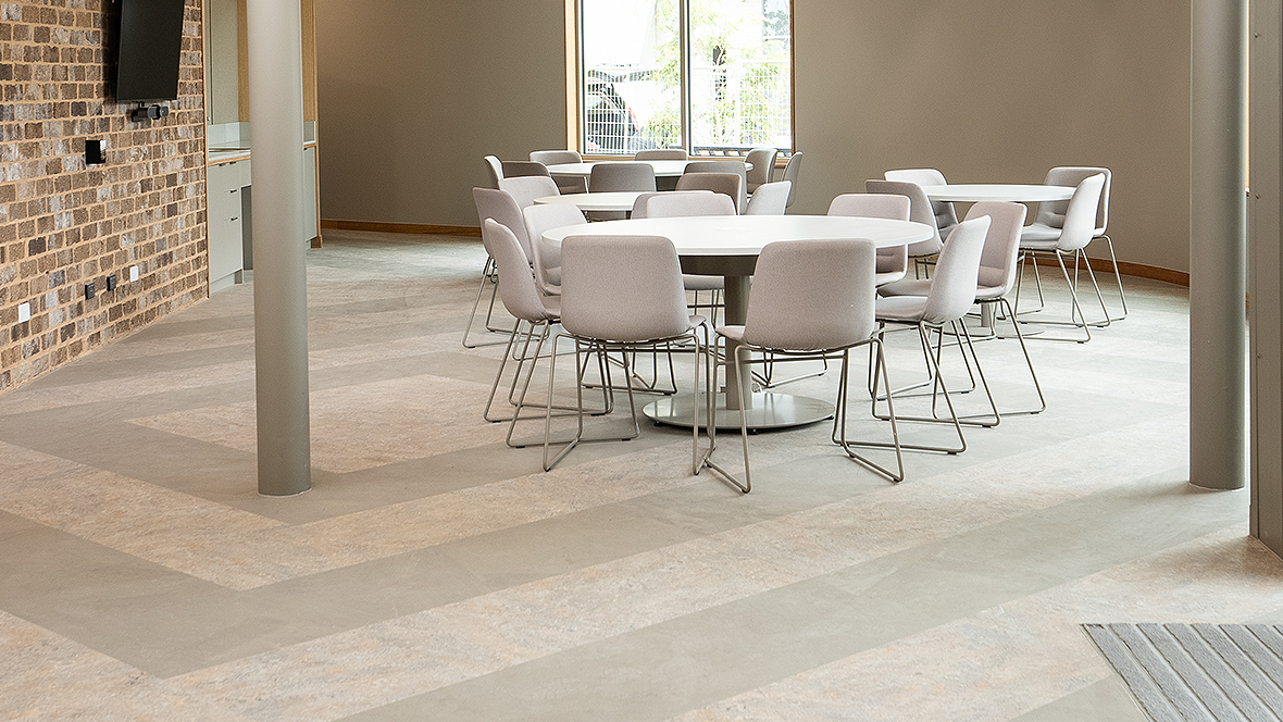 Truganina Elements Community Centre | Marmoleum Modular t3405, t3702 granada and liquid clay