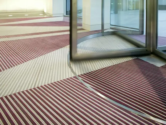 Revêtement de sol tapis entrée sur mesure | Forbo Flooring Systems