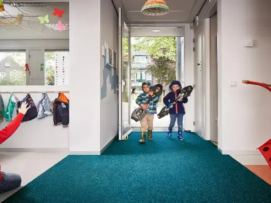 Revêtement de sol tapis d'entrée d'enseignement | Forbo Flooring Systems