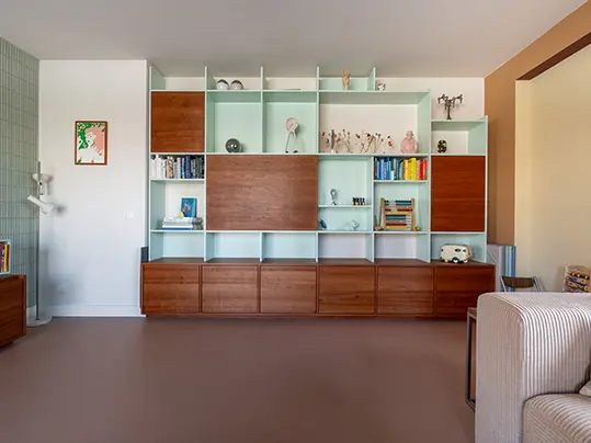 Binnenkijker Rotterdam - Marmoleum Cocoa 3592 Satlted Caramel op de vloer