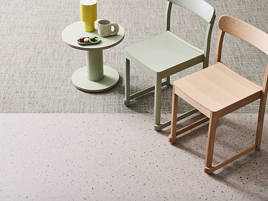 Moods EDIT TWO | 4708 whisper wood, 36652 blossom pebble | Forbo Flooring Systems