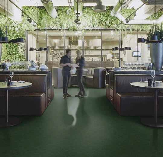 6R3359 Marmoleum Walton FR² bottle green