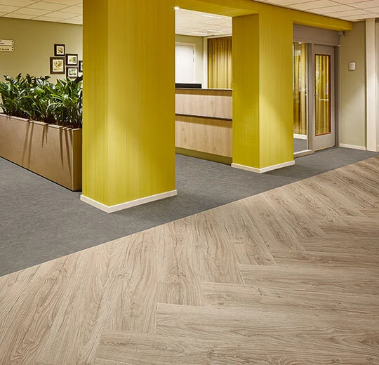 60305DR5 light honey oak (150x28 cm)