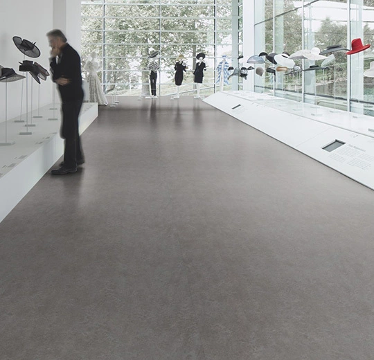 6R3137 Marmoleum Real FR² slate grey