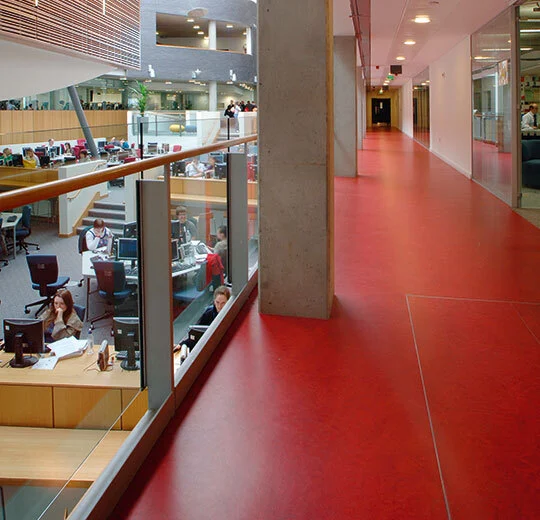 6R3131 Marmoleum Fresco FR² scarlet