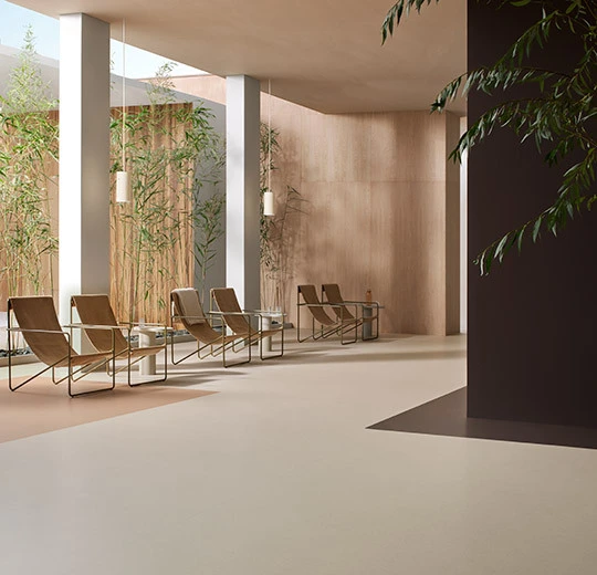 6R3353 Marmoleum Walton FR² eggplant purple