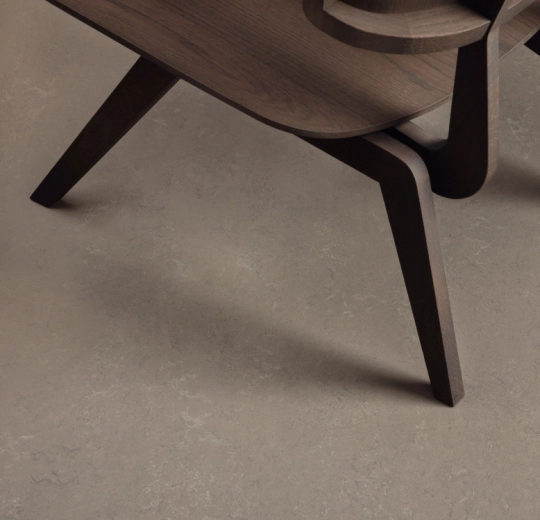 6R3702 Marmoleum Concrete FR² liquid clay
