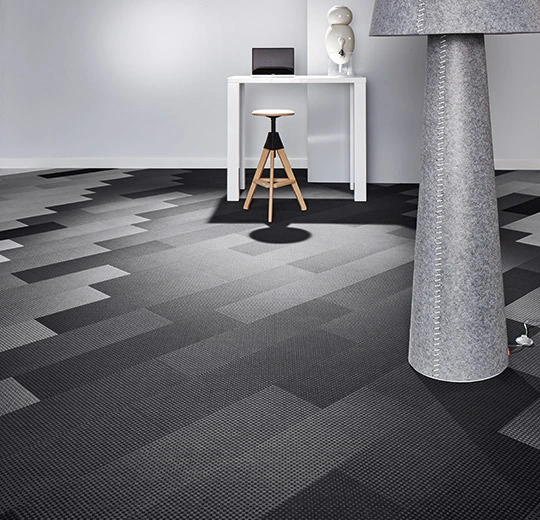 133007 Box-cross granite