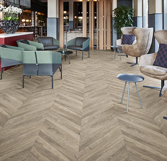 010071F summer chevron