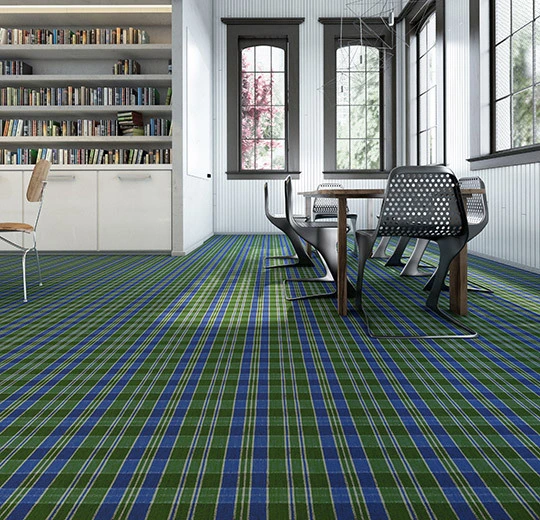 590037 Plaid Evergreen