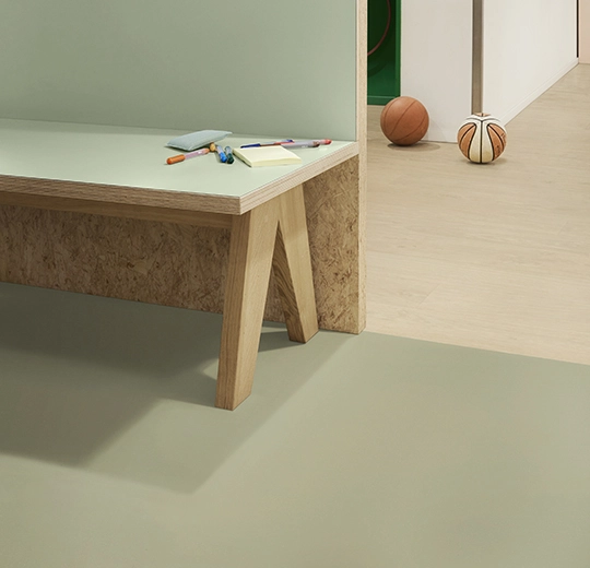 612802 elegant oak