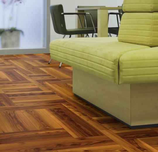 010014F teak